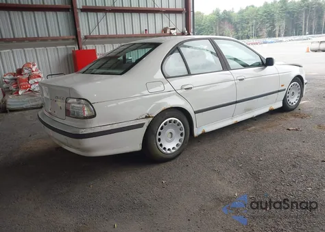 1999 BMW 528Ia from USA, damaged, VIN WBADM6341XGU01241